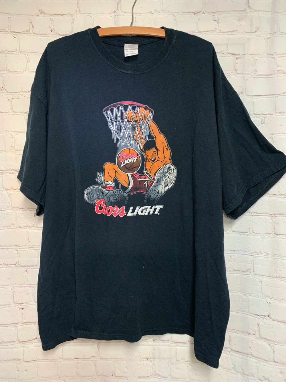 Vintage Coors Light Basketball Slam Dunk Black T-Shirt Size 2X